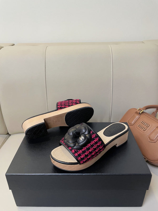 cc mule sandal 45 black red fabric beige calfskin