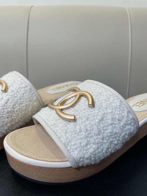 sandalo mule cc 45 in tweed bianco e pelle di vitello beige