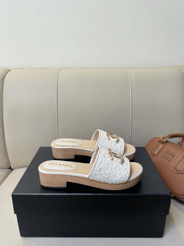 sandalo mule cc 45 in tweed bianco e pelle di vitello beige