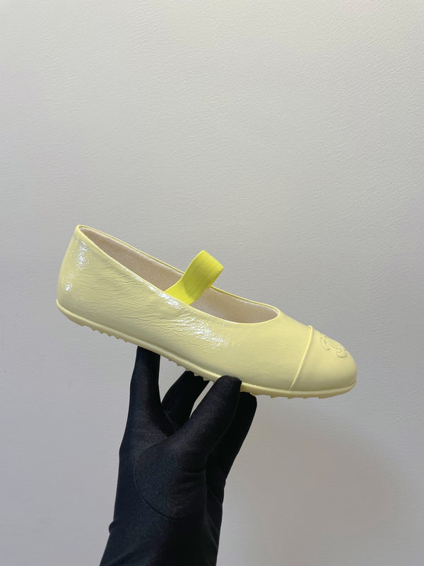 CC Mary Janes In Light Yellow Glossy Lambskin 144382