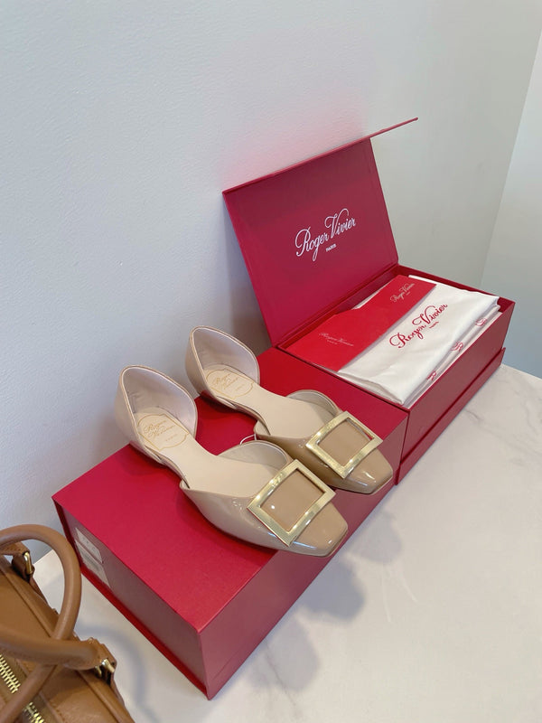 Viv Chips Ballerina Flat Nude Patent Leather 329270