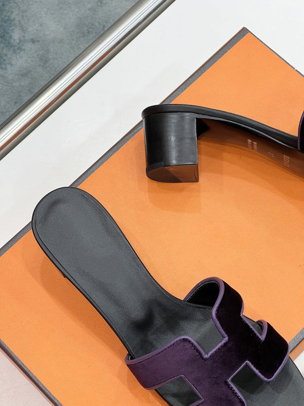 0ran 45 sandal purple velvet goatskin