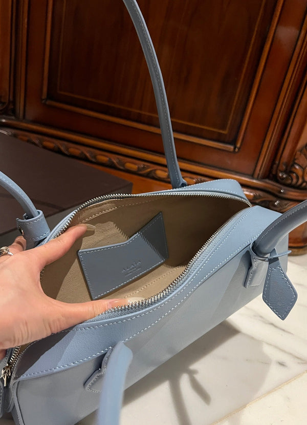 LE TECKEL MEDIUM BAG 33 IN AIR FORCE GOATSKIN