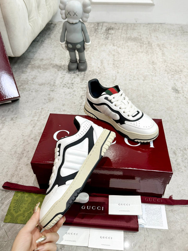 Sneaker GG Re-Web da uomo in pelle di vitello bianca e nera 534247