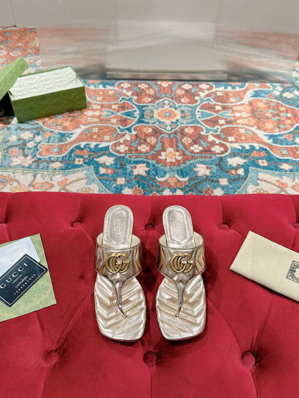 HIGH THONG MULE 55MM IN LIGHT GOLD CALFSKIN WITH GOLD HARDWARE