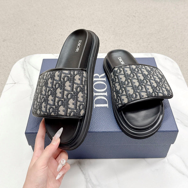 CD Aqua Sandals Beige Black Oblique Jacquard Frabic 476664