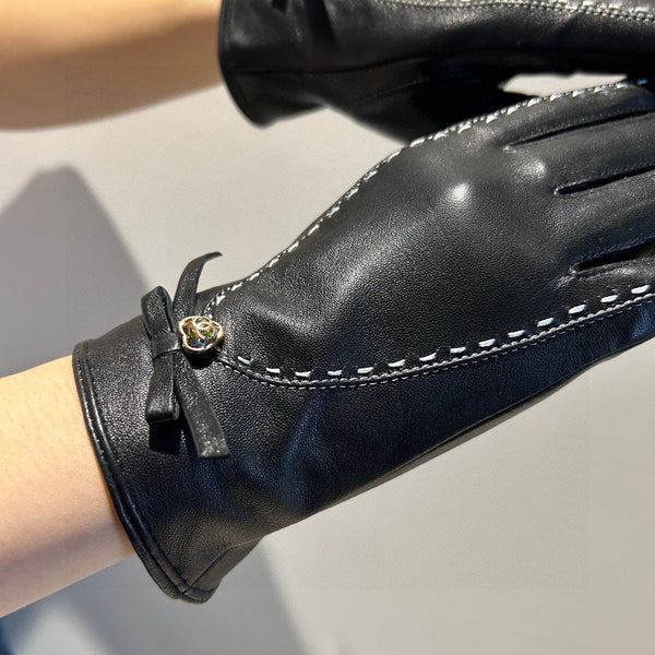 GLOVES IN BLACK LAMBSKIN 456336