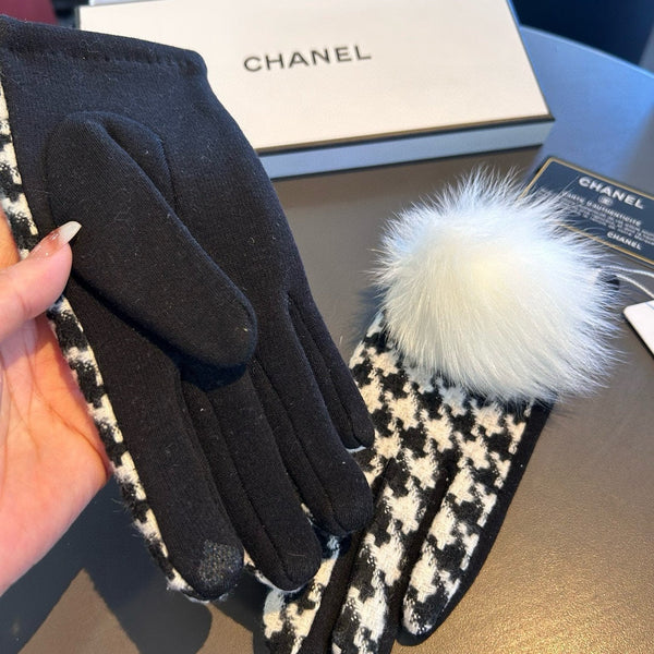 GLOVES IN BLACK MIX WHITE WOOL 462258