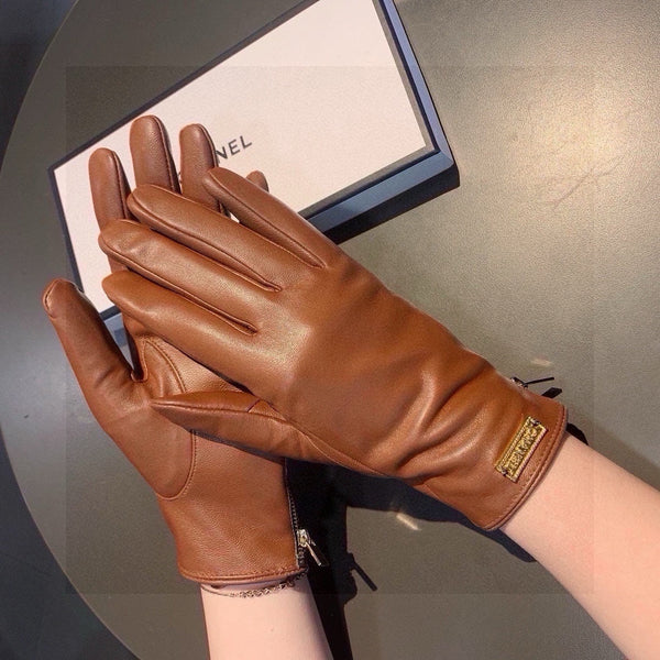 TOUCHSCREEN GLOVES IN BRONZE BROWN LAMBSKIN WITH GOLD LOGO 462270