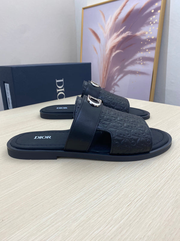 CD SYMBOL SLIDE CUT SANDAL BLACK CALSKIN