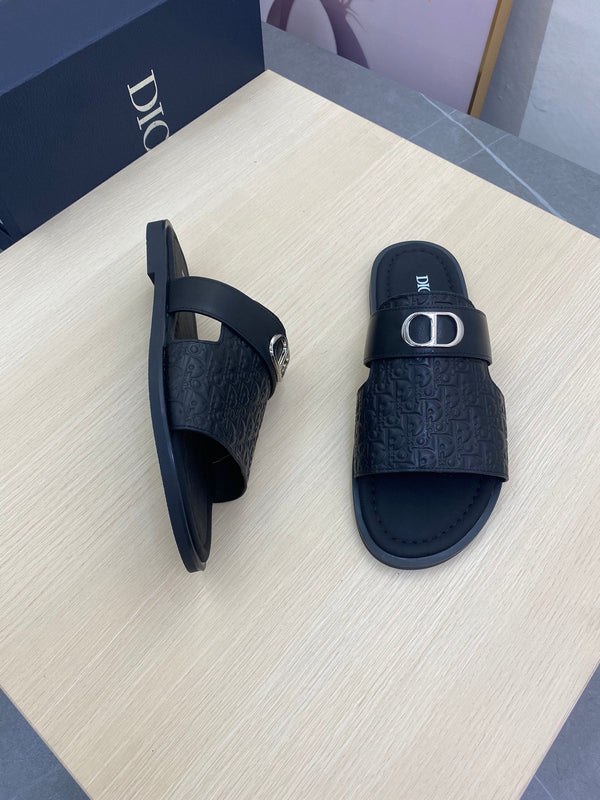 CD SYMBOL SLIDE CUT SANDAL BLACK CALSKIN