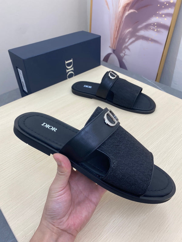 CD SYMBOL SLIDE CUT SANDAL BLACK JACQUARD