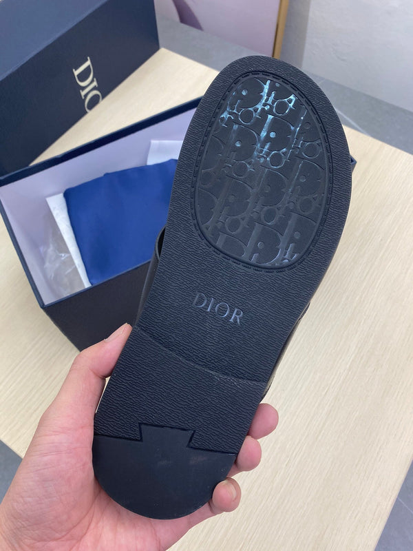 CD ALIAS ICON SANDAL BLACK CALFSKIN