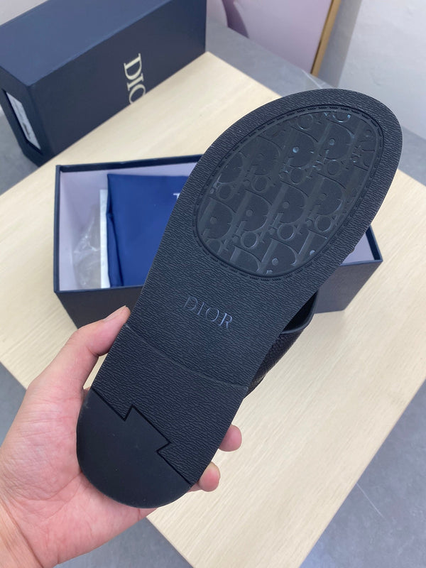 CD ALIAS SANDAL BLACK GRAINED CALFSKIN