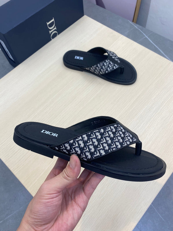 CD ALIDAS FLIP-FLOPS BLACK AND WHITE JACQUARD