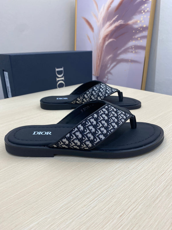CD ALIDAS FLIP-FLOPS BLACK AND WHITE JACQUARD