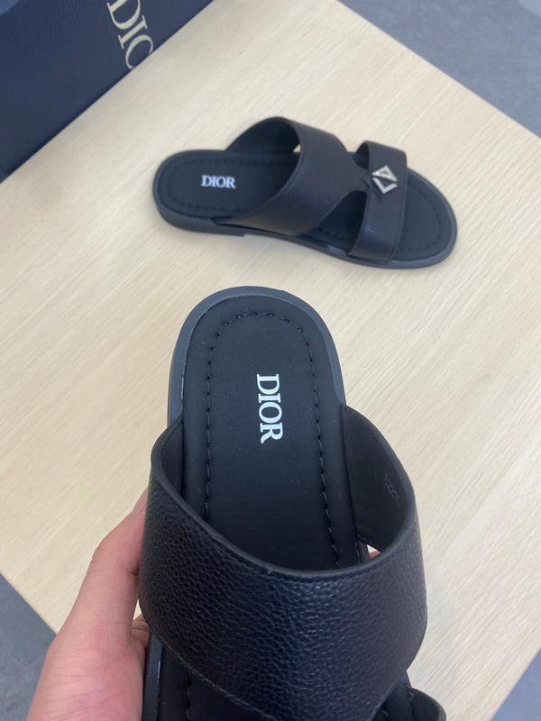 CD ALIDAS CROSS SANDAL BLACK GRAINED CALFSKIN