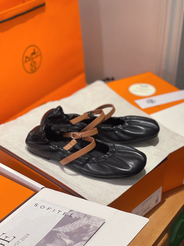 HM Jolly Ballet Flat In Black Lambskin 100081