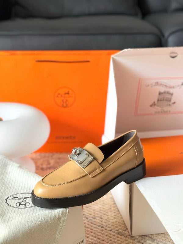 HM Hot Loafer Beige Calfskin 531376