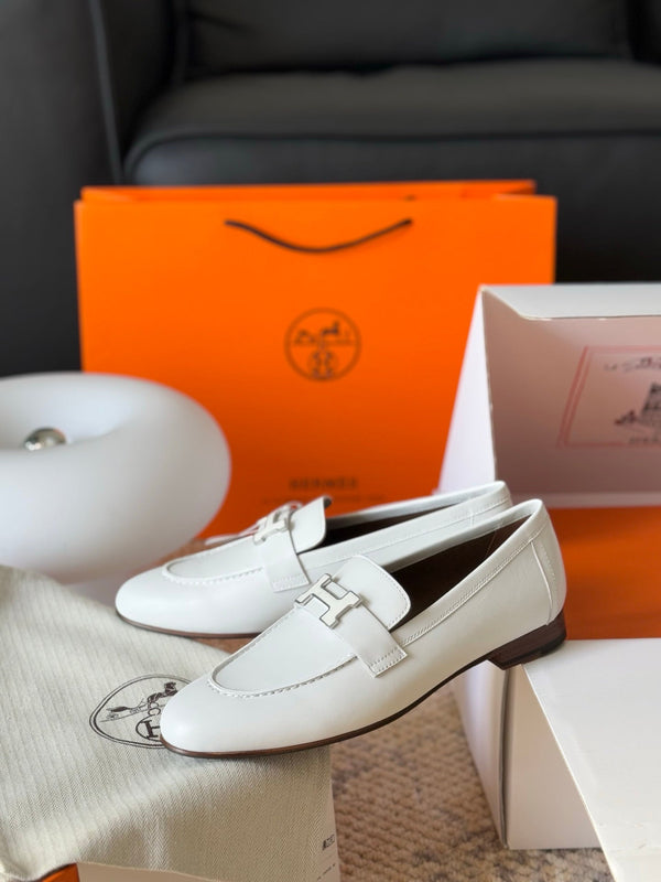 HM Paris Loafers White Calfskin 581242