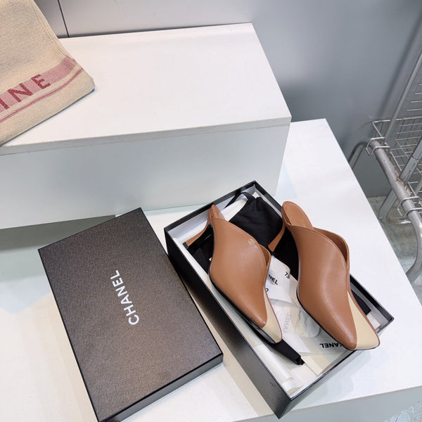 CC Fall 2026 Square Toe High-Heeled Sandals 7cm Beige Brown Sheepskin