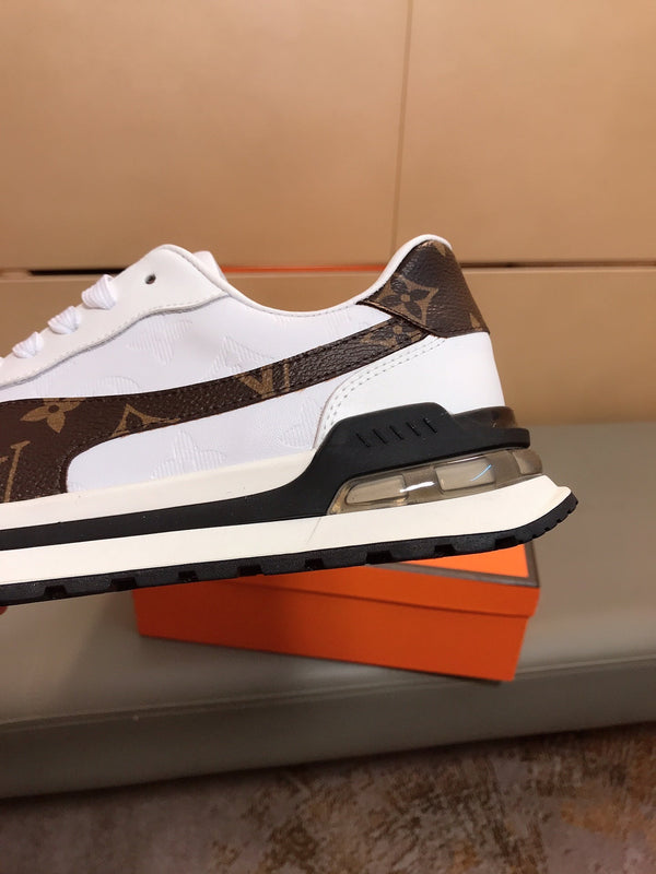 SNEAKERS LV IN PELLE DI VITELLO GRIGIO MIX MARRONE E TESSUTO STAMPATO CON LOGO