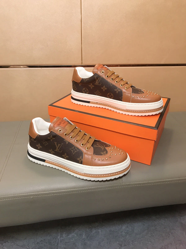 LV TRAINER IN BROWN MONOGRAM CALFSKIN