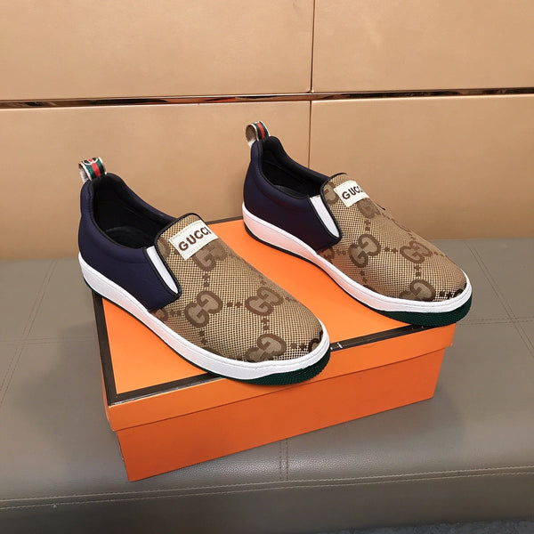 GG Slip On da uomo in pelle di vacchetta marrone tessuto stampato 525192