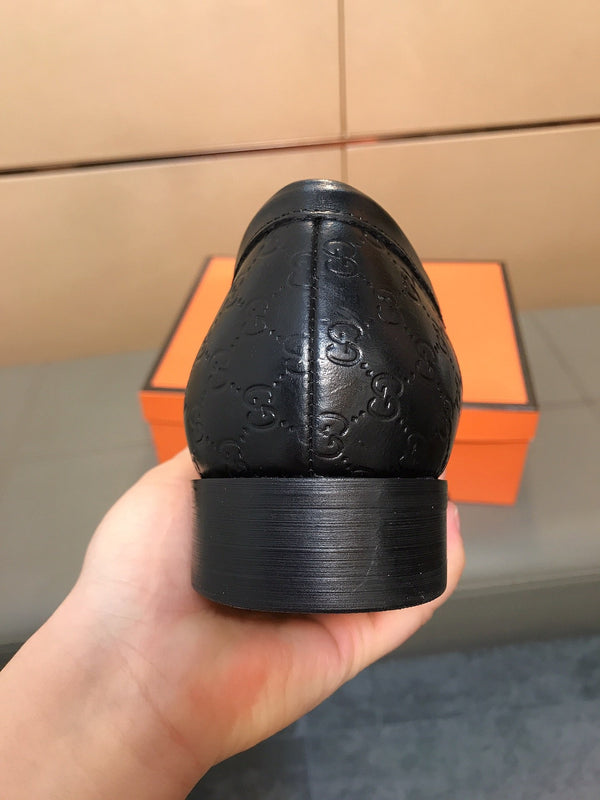 GG Men's Jordaan Loafer Black Embossed Cowhide 529783