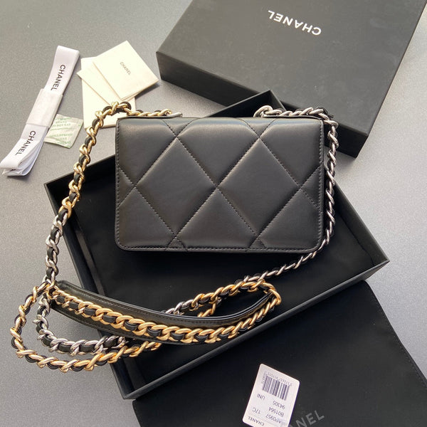 CC 19 Woc 19cm Pelle di vitello nera Hardware argento