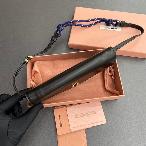 Miu Logo Wallet On A Chain 19 Lettering Black Calfskin 240411