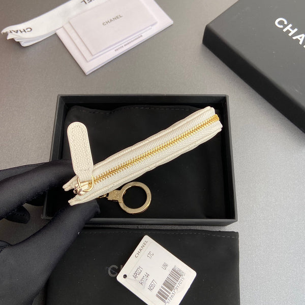 CC Hook & Chain Zipper Card Holder White Caviar GHW 234729