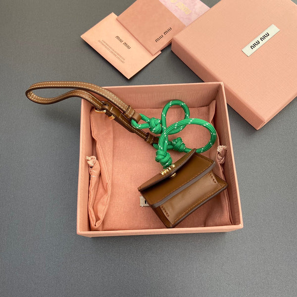 MICRO BAG 7 IN TAWNY BROWN SMOOTH LAMBSKIN GREEN STRAP