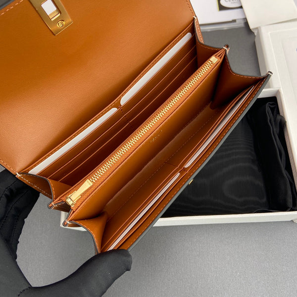 Portafoglio grande TRIOMPHE 16 in pelle di vacchetta satinata color cuoio