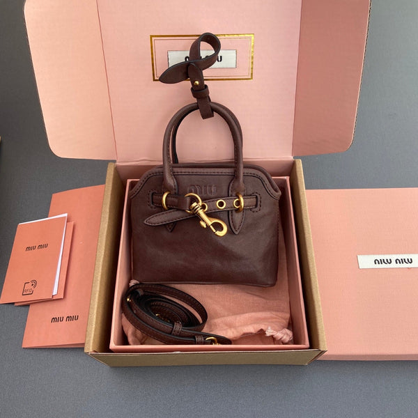 AVENTURE BAG 13 IN CRATER BROWN SHINY CALFSKIN