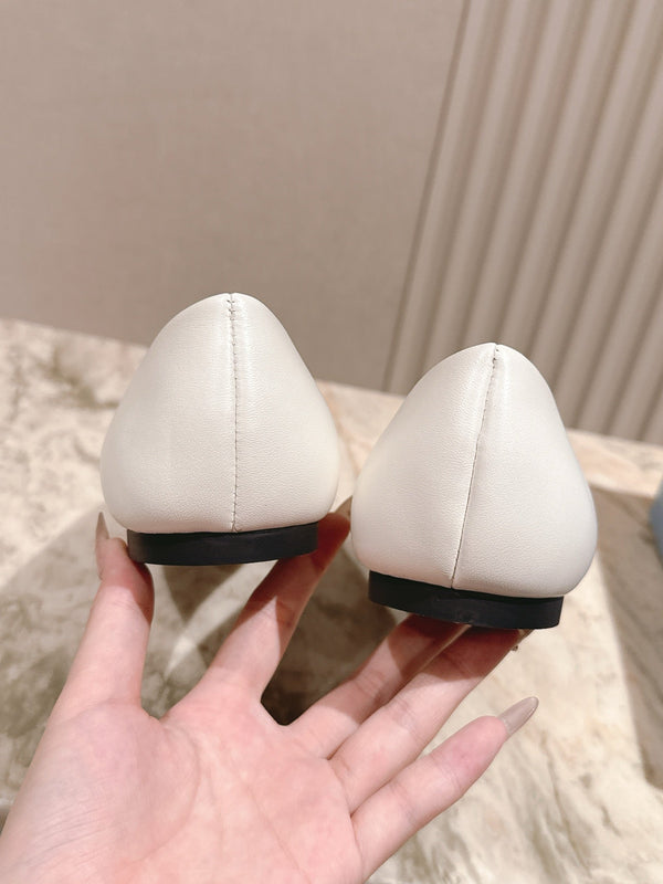 PRA 25s Ballet Flats White Cowhide 449716