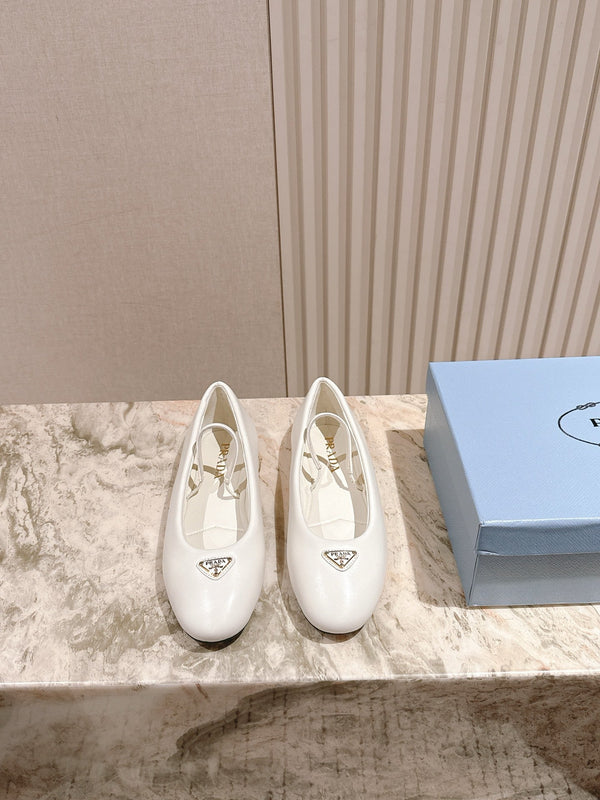 PRA 25s Ballet Flats White Cowhide 449716