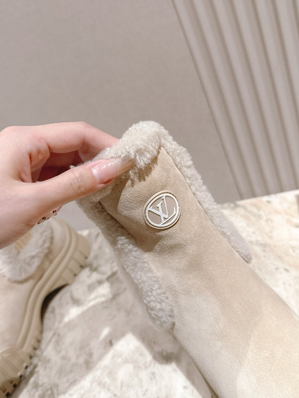 LV Ruby Flat Ankle Boot 50mm Beige Suede & Fur 450347