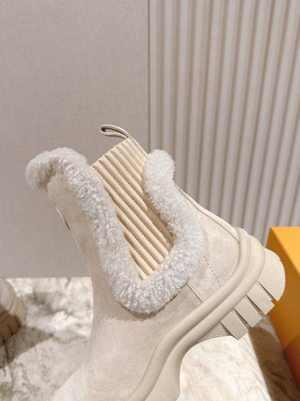 LV Ruby Flat Ankle Boot 50mm Beige Suede & Fur 450347