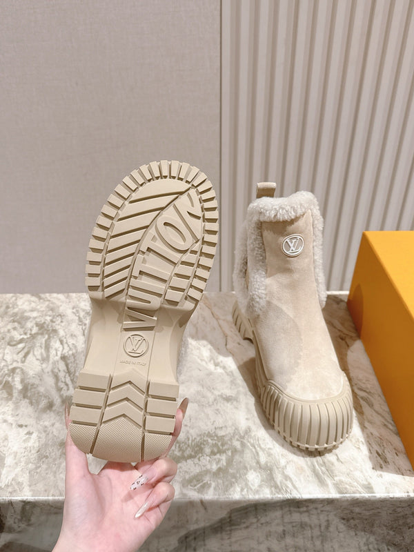 LV Ruby Flat Ankle Boot 50mm Beige Suede & Fur 450347