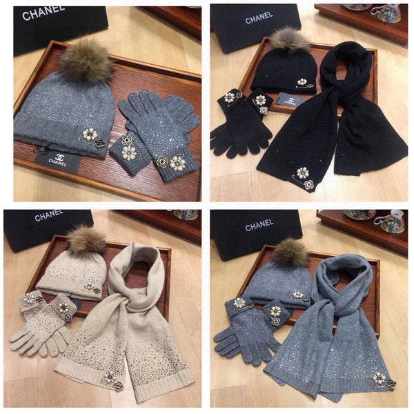 THREE-PIECE SET IN BLACK CASHMERE 424004