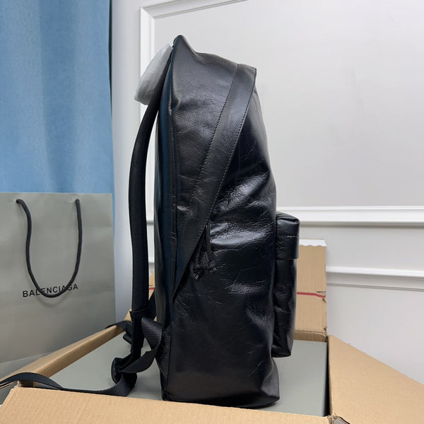 EXPLORER BACKPACK 47 IN BLACK ARENA LAMBSKIN