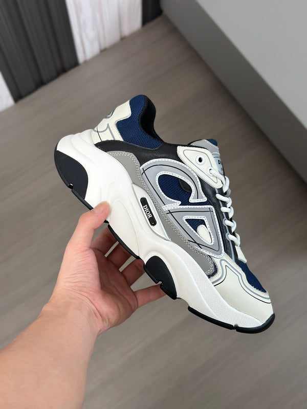 BASKET CD B22 EN TISSU FILET BLEU MARINE ET BLANC