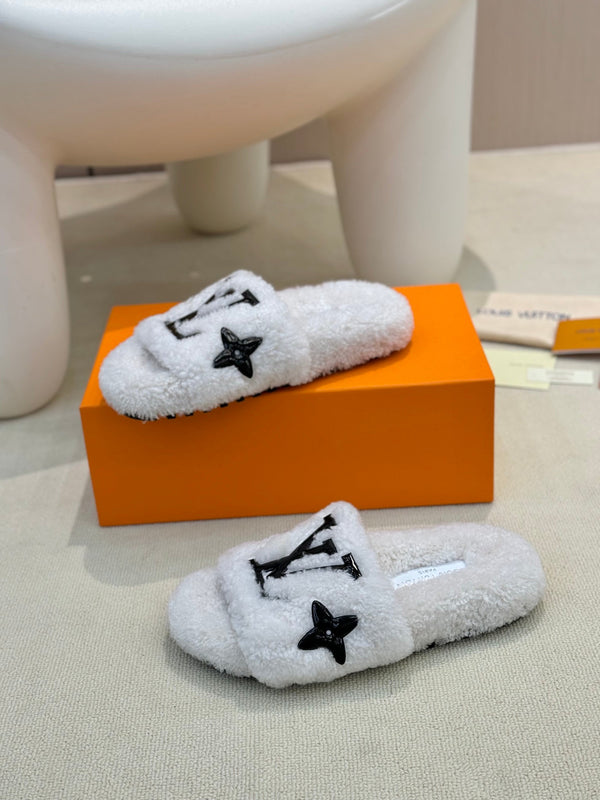 LV Fur Slippers White With Black Text Pure Wool