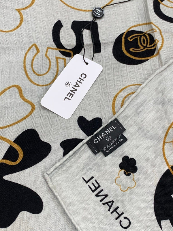 CC 25 Scarf 140cm White Black Cashmere 293181