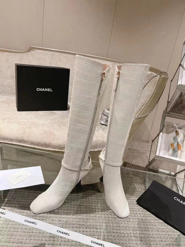 CC 26S Chain Buckle Croc Jumping Boots 9cm White Patent Leather 117687