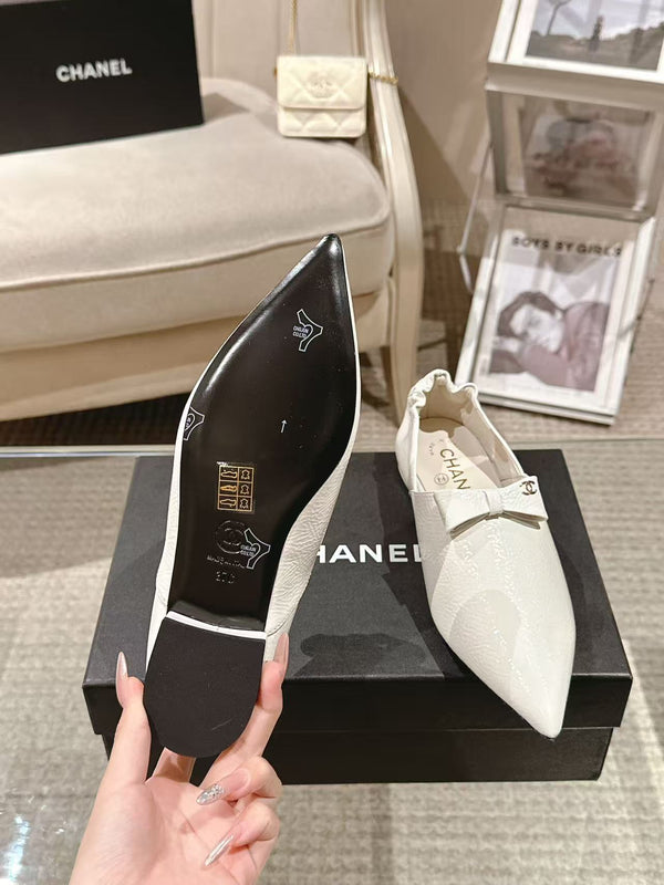CC 25 Half-Mule Loafers White Sheepskin 363728