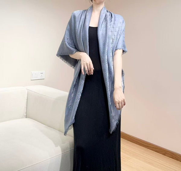 CD 26s Scarf 140cm Silk & Cashmere 303197