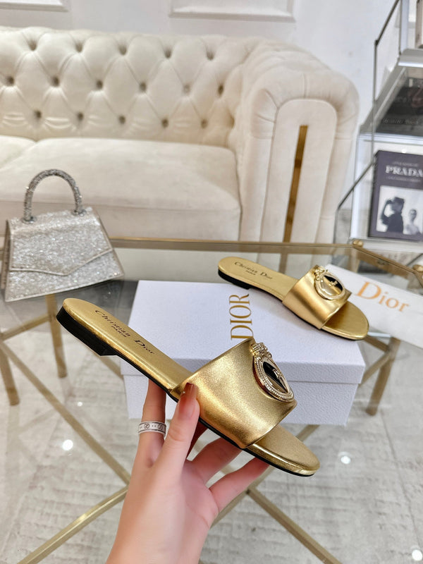 CD 26s Sandals Gold Leather 667116