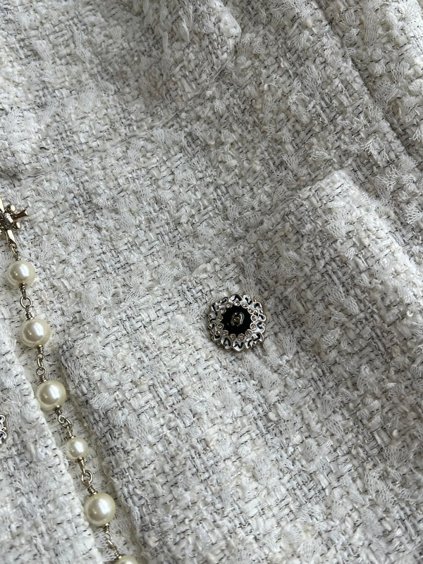 Veste en tissu tweed tissé blanc Chanel 2025 318544